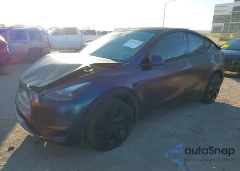 2024 Tesla Model Y Long Range Dual Motor All-Wheel Drive из США, поврежденный, VIN 7SAYGDEE8RA232743